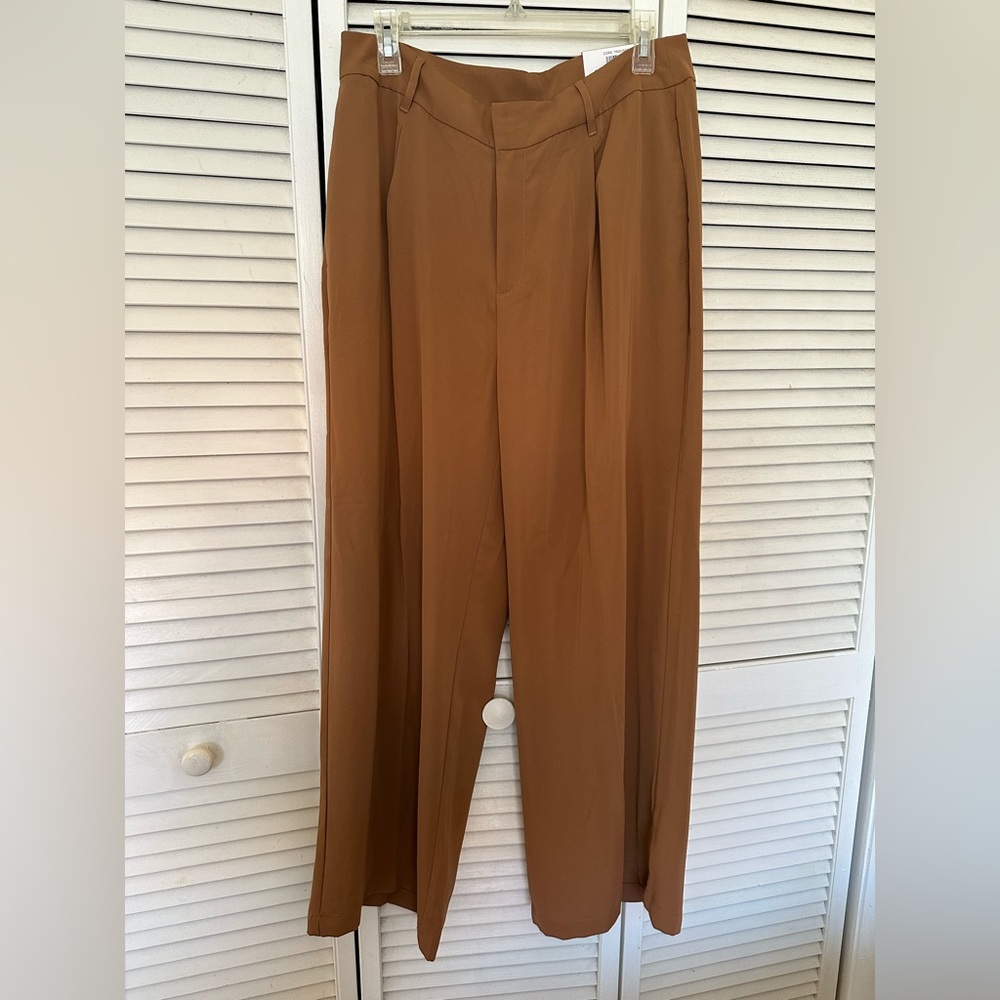 Inc international concepts women’s wide legged dress pants in a size petite 14
